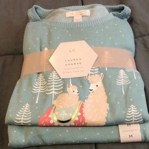 BRAND NEW Lauren Conrad sleep set